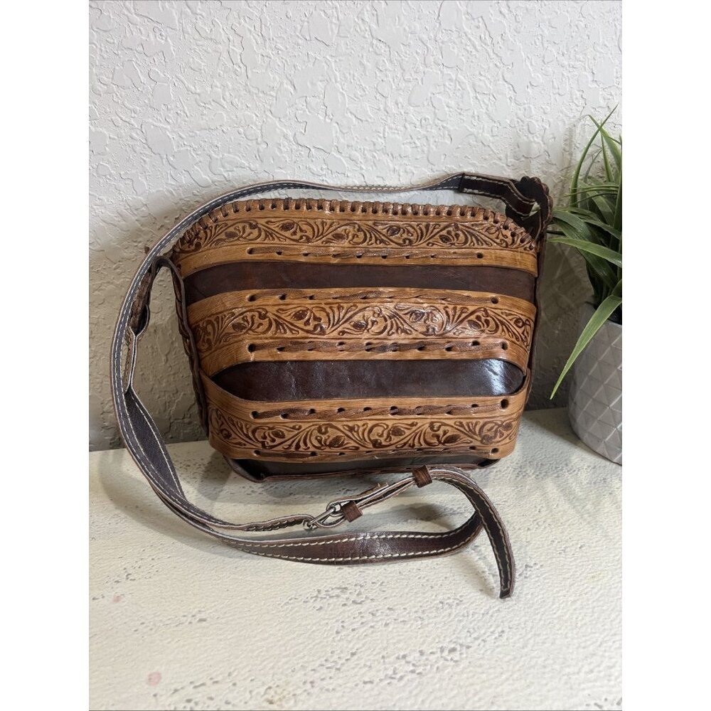 Vintage Mexican tooled leather purse Crossbody Floral Boho Handmade